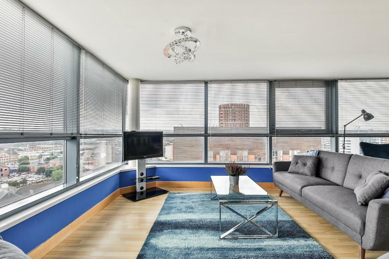 Apartment The Exquisite Penthouse Of Leeds - Sleeps 8